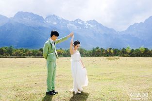 图 武汉较旅行拍摄婚纱跟拍写真艺术照 武汉婚纱摄影